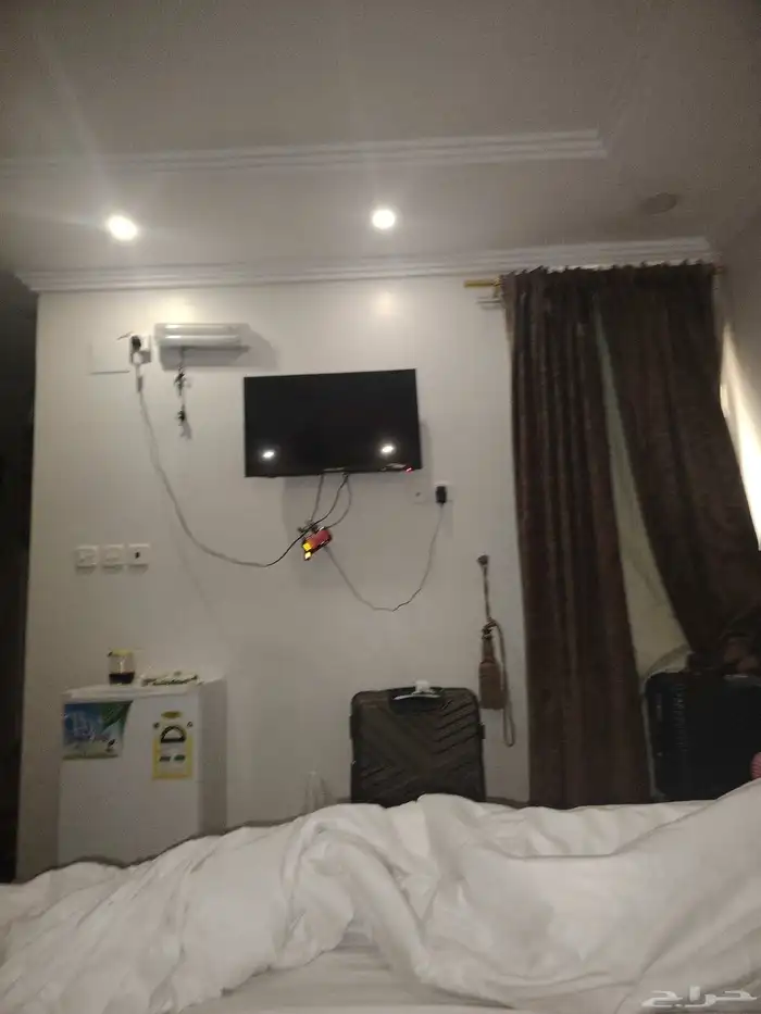 مطلوب شقه صغيرة مكونه من غرفه وحمام ومطبخ 0