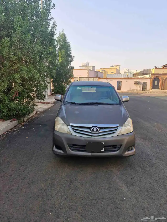 انوفا 2010 ( 14 000 SR ) 2