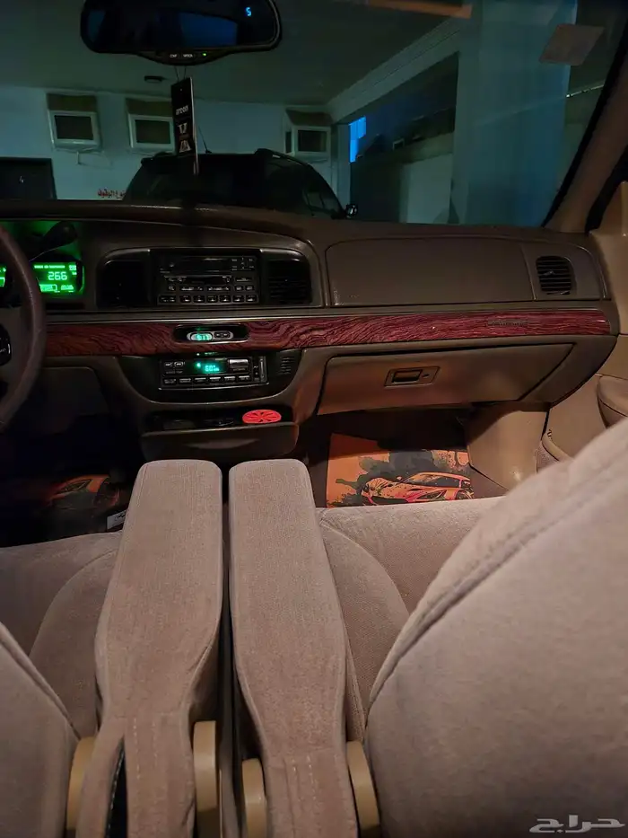 فورد ماركيز 2000 10