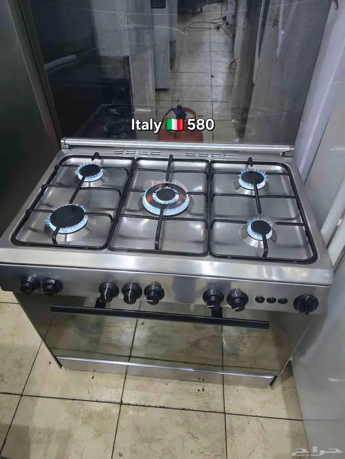 Italy Cooking Range Good working other much available 500SR 0