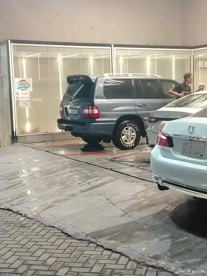 لاندكروزر 2006 GXR اوتوماتيك 6سلندر فل كامل 7