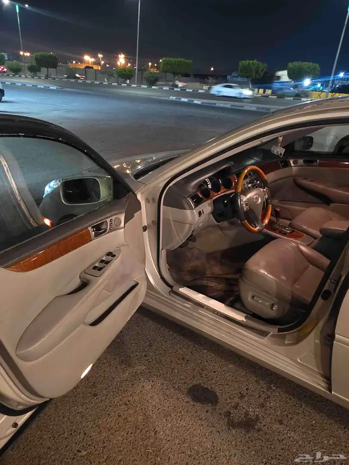 لكزس 300 اي اس موديل 2005 5