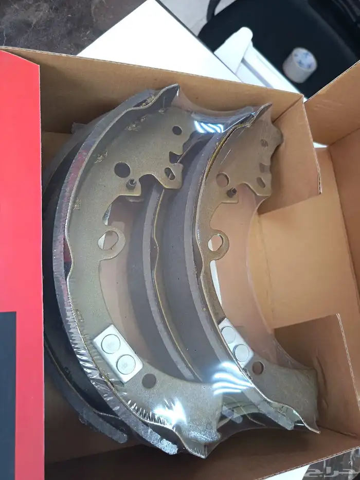 متوفر لدينا قطع غيار تويوتا ياباني 1