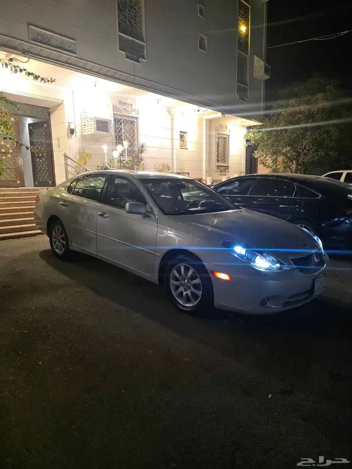 لكزس 300 اي اس موديل 2005 3