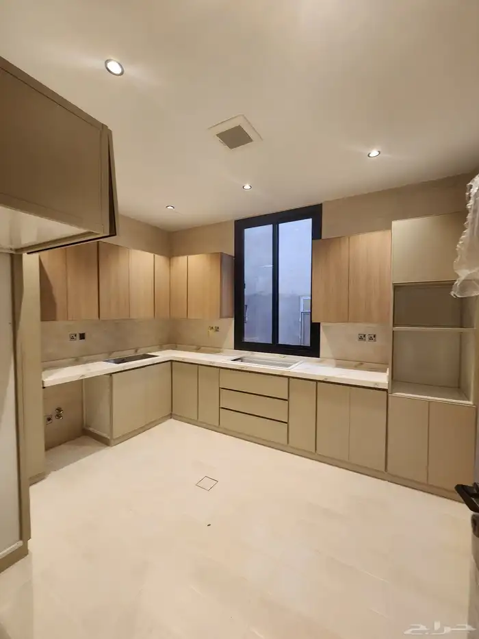 شقق للايجار في حي البحيرات جديده اول ساكن تشطيب فاخر 5