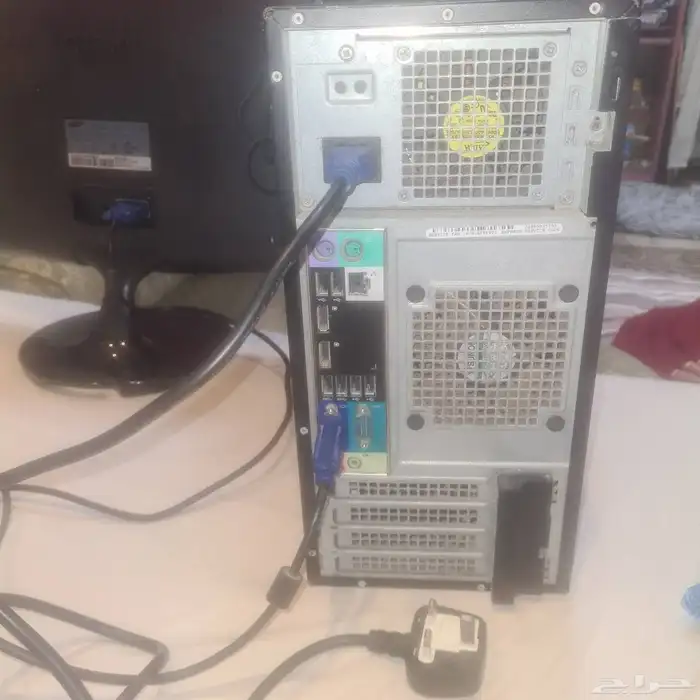 كمبيوتر Dell مكتبي صناعه ماليزيه . 2