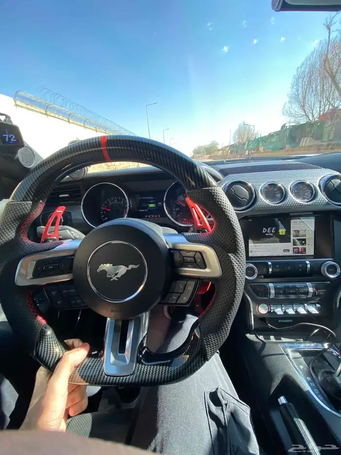 طارة موستنج دركسيون كاربون فايبر 4