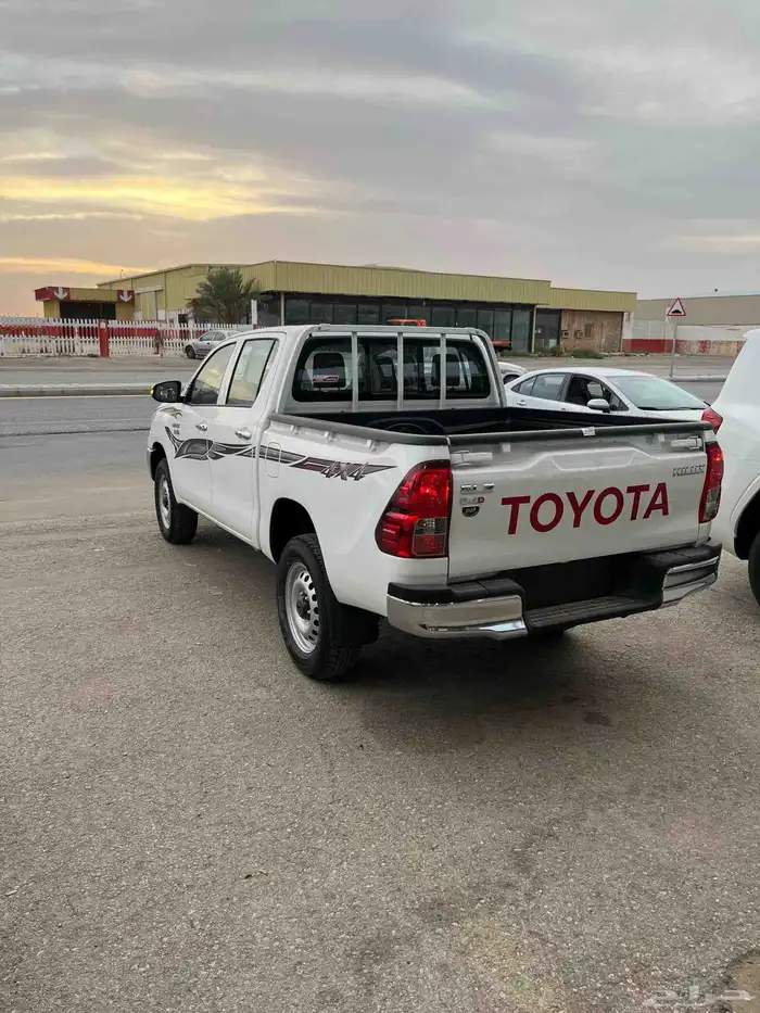 تويوتا هايلوكس 2025 GL2 ( سلق ) 6