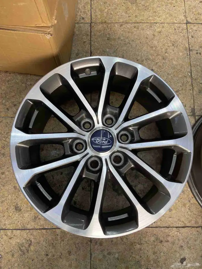 جنوط فورد F150 مقاس 18 اصلي وكاله موديل 2022 1