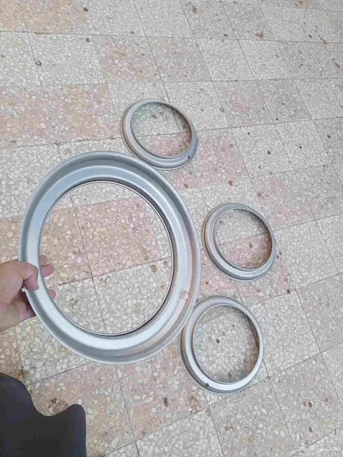 للبيع شنابر GMC نظيف مقاس 15 3