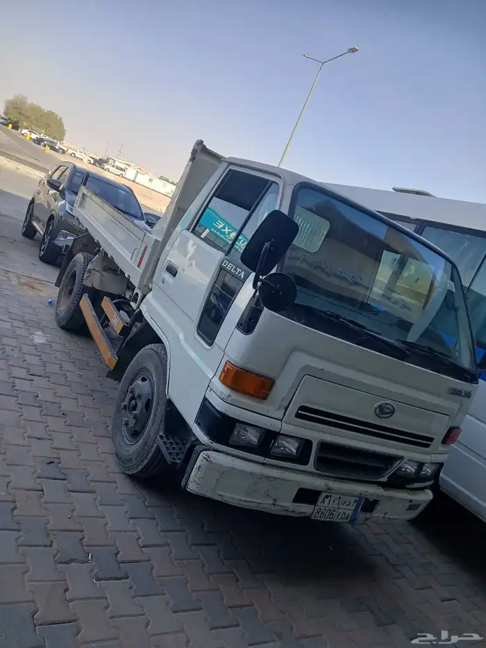 قلاب 2004 جديد لتأجير ولجميع نقل الأثاث ولمخلفت 2