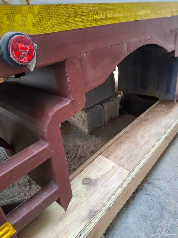 للبيع صندوق دينه ايسوزو 2013 نظيف طول 425عرض205 خميس مشيط 5