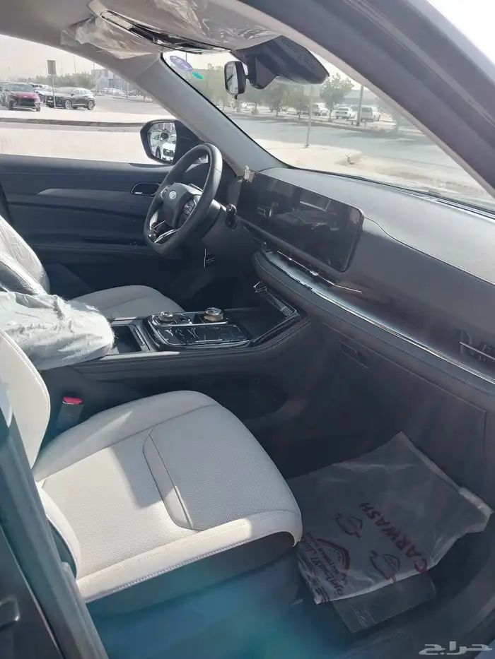 للبيع فورد تريتوري امبيانتي موديل 2025 5