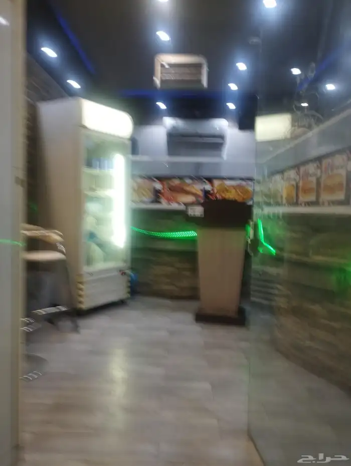 محل للتقبيل او الايجار 0