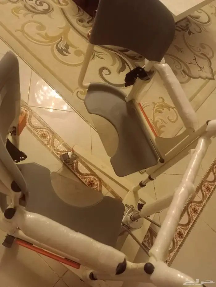 عربية حمام ورافعة نقل للمرضى 2