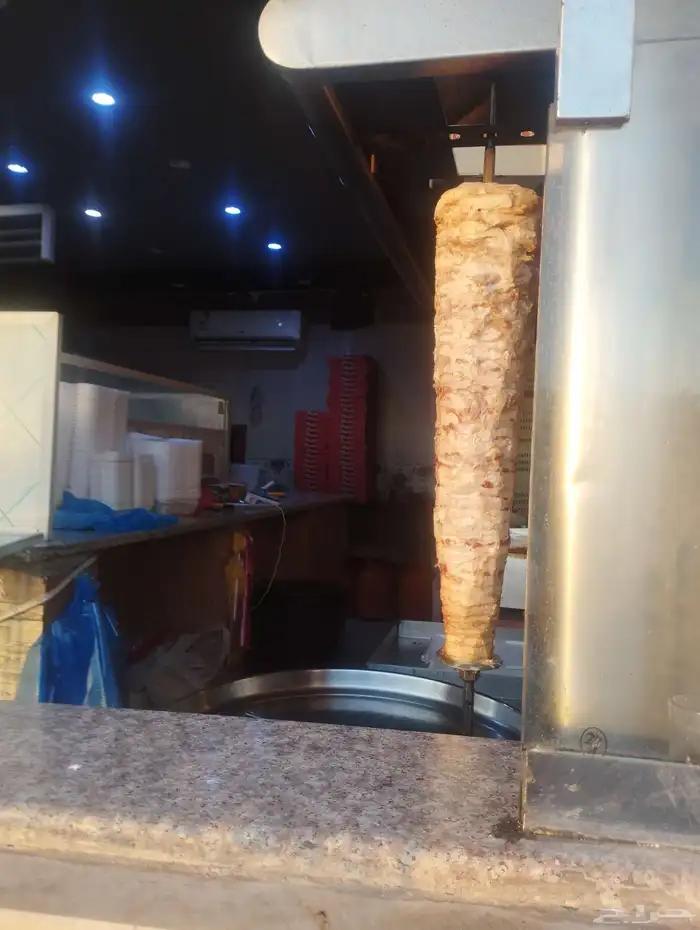 محل للتقبيل او الايجار 2