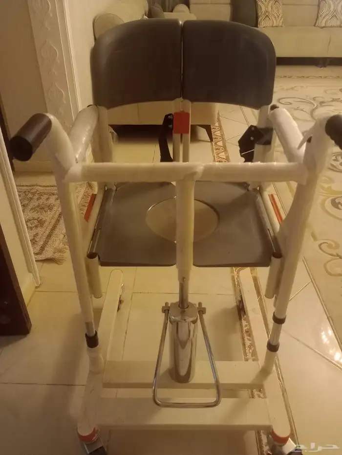 عربية حمام ورافعة نقل للمرضى 0