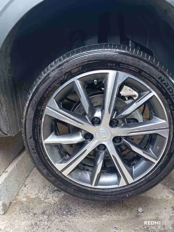 جنط جيلي أمجراند 2023 مقاس 17 2