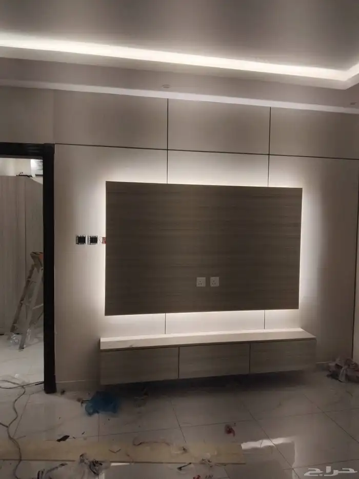 شيبورد ديكورات داخليه تكسيات رف مكتبه حامل شاشه 5