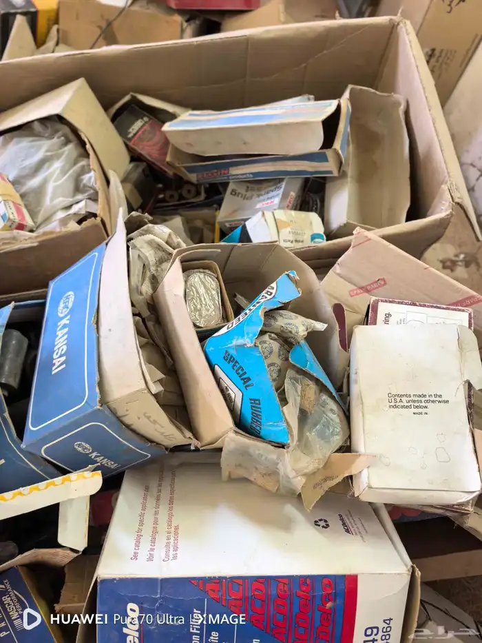 قطع غيار السيارات قديمه 6