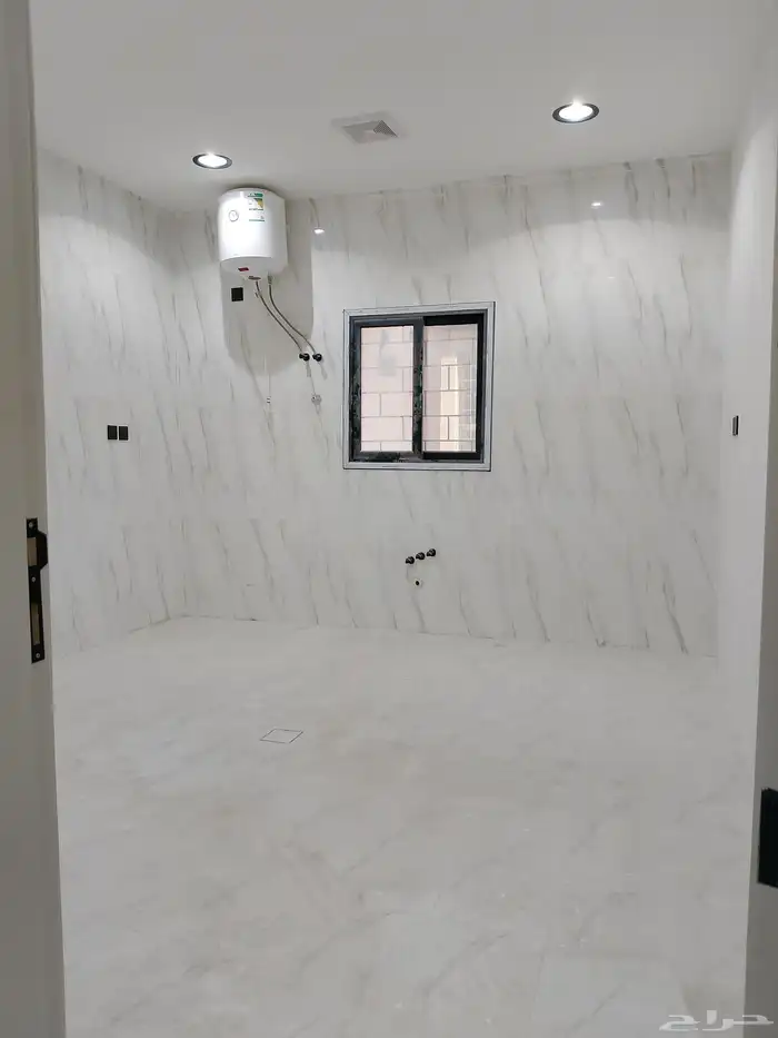 للبيع شقه دوبلكس حي بدر جديده بالدمام بأقل سعر 17