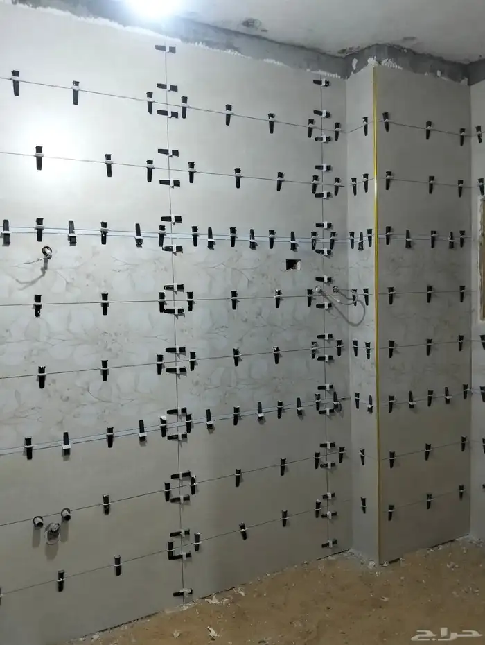 مبلط مصري لتركيب جميع أنواع البلاط والرخام والبرسلان 1