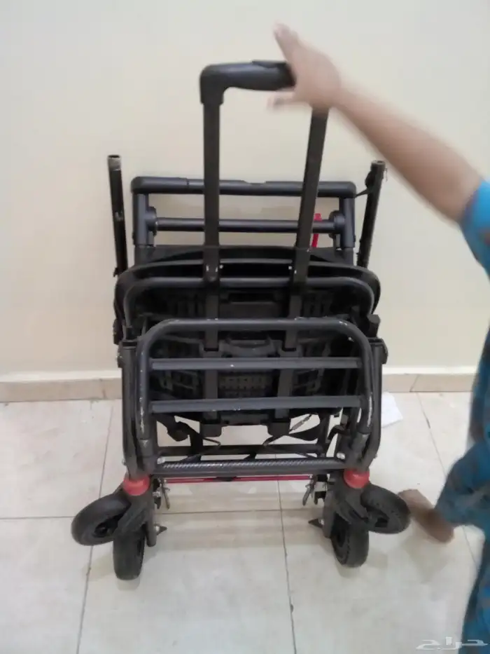 كرسي لكبار السن وذوي الاحتياطات الخاصه 8