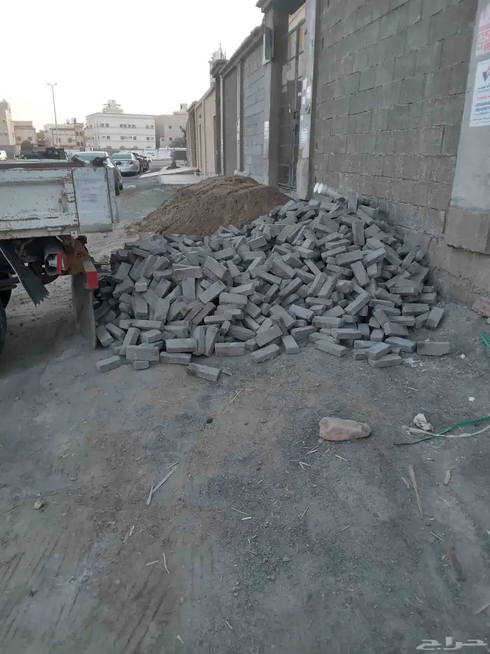 بطحاء اسمنت طوب عتب دفنيات طرطشا ترلات بطحاء رياض بطحاء اسمن 9