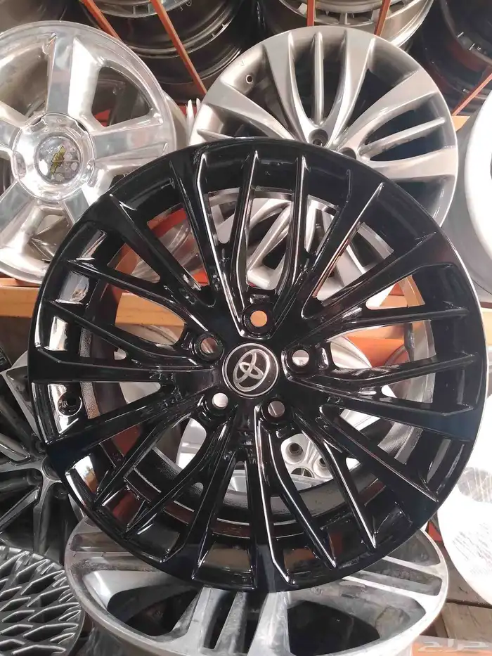 جنوط كامري قراندي موديل2023 مقاس 18 اصلي وكاله 1