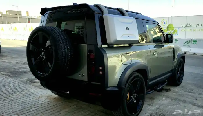 رنج روفر دينفدر 90 HSE 6 سلندر مديل 2021 4