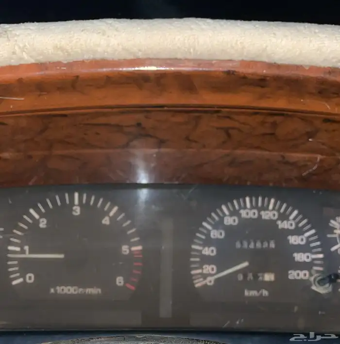 صالون لبيع 6