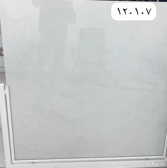 السلام عليكم متوفر بورسلان داخلي 80.80 6