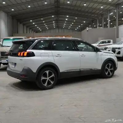 بيجو 5008 موديل 2019 index