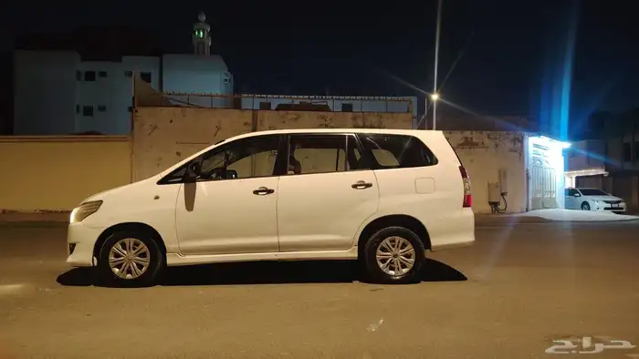 انوفا تويوتا 2015 3