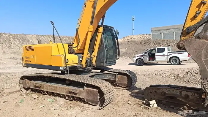 بكلين للبيع موديل 2011 بطاقه جمرك 3