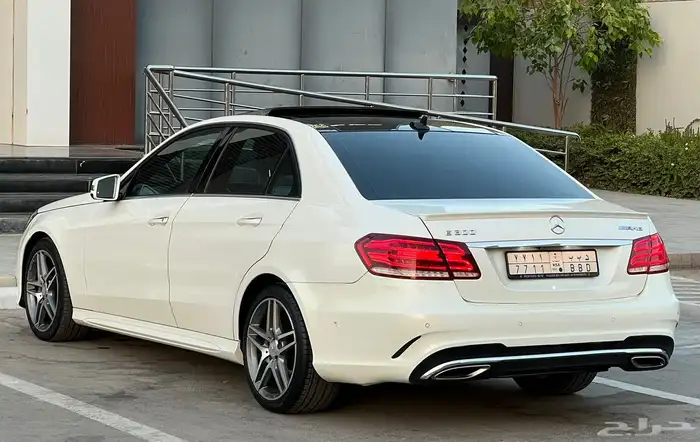 مرسيدس E300 2016 (بحالة ممتازة) 6