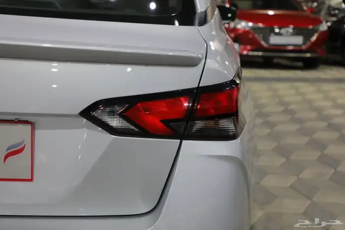 نيسان صني فل كامل 4 كميرات 2024 شبه الجديد 6