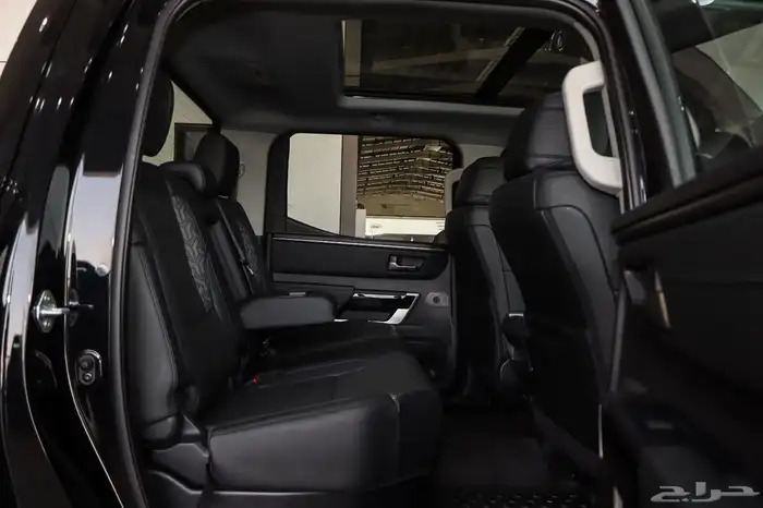 تويوتا تندرا لمتد موديل 2024 فل كامل نضيف جدا شبه جديد 11