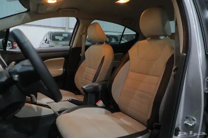 نيسان صني فل كامل 4 كميرات 2024 شبه الجديد 8