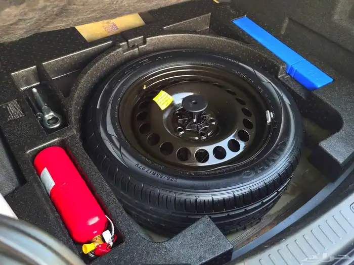 للبيع ماليبو وكاله ممشى قليل مخزنة بالهفوف 4 سلندر 9