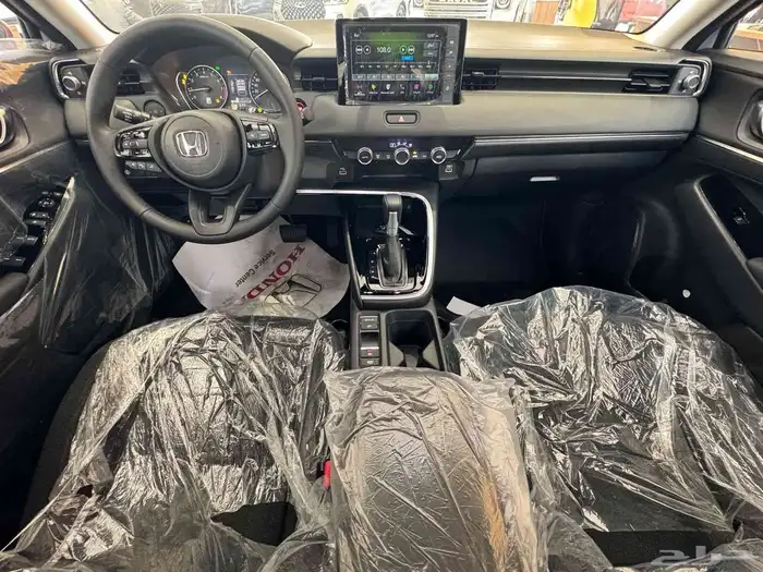 هوندا HR-V 224 نص فل 78900 شامل تظليل و باقه مجانى 7