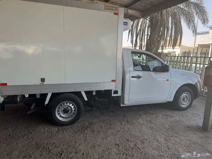 للبيع عدد من سيارات الرينو دوكر جاف ومبراد 25