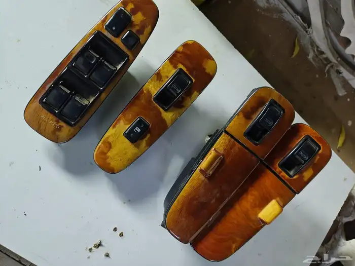 قطع لكزس. 400 3