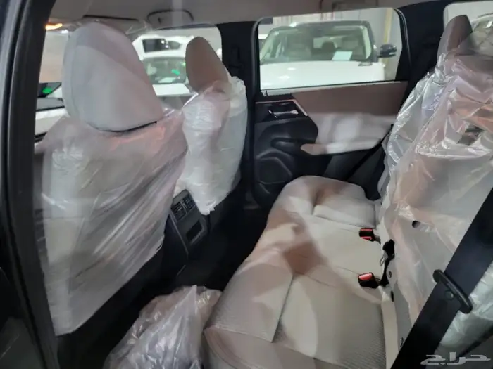 ميتسوبيشي اوتلاندر ستاندر 5 راكب 2025 كاش _أقساط جميع البنوك 8