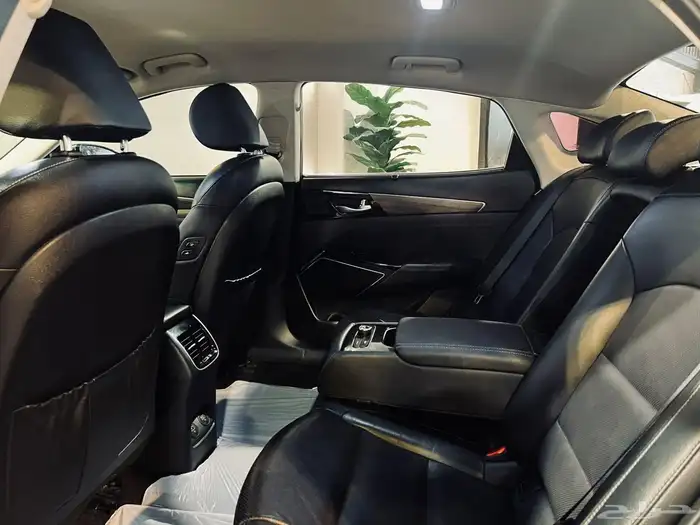 كيا كادينزا 2020 K7 بطاقه جمركية بحاله ممتازه ماشاء الله 8