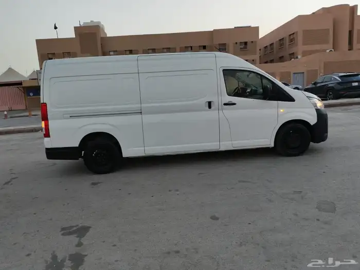 تويوتا هايس 2023 ديزل بضاعه قبه 1