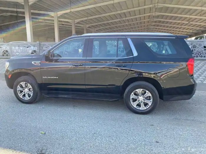 جمس يوكن دبل مديل 2022اسود 9