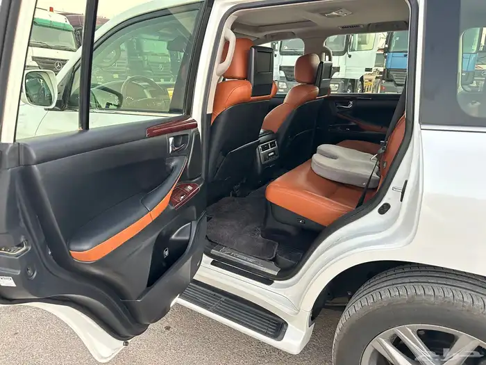 جيب لكزس 2012 سعودي فل كامل بدي ومحركات وكالة 14