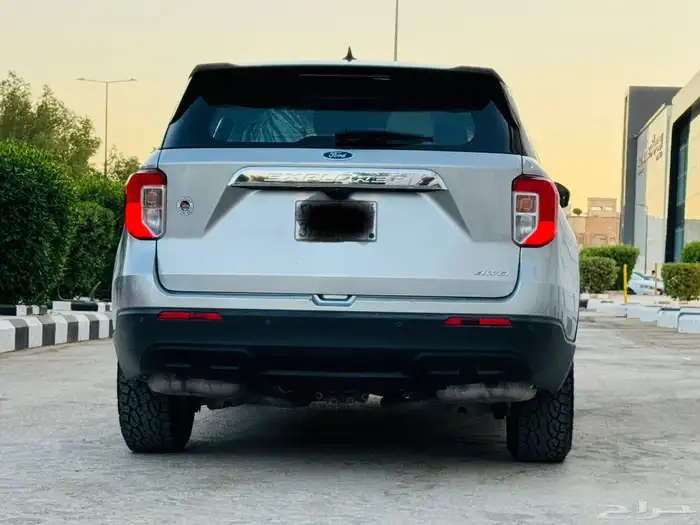 للبيع فورد اكسبلور نص فل دبل 6 سلندر 6