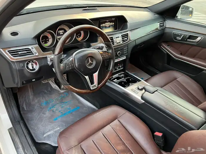 مرسيدس E300 2016 (بحالة ممتازة) 10